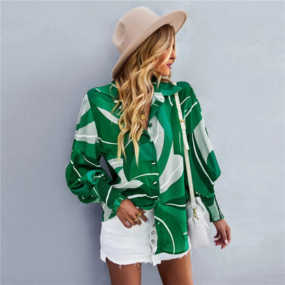 Beautifully Crafted Blouse in a Classic Style