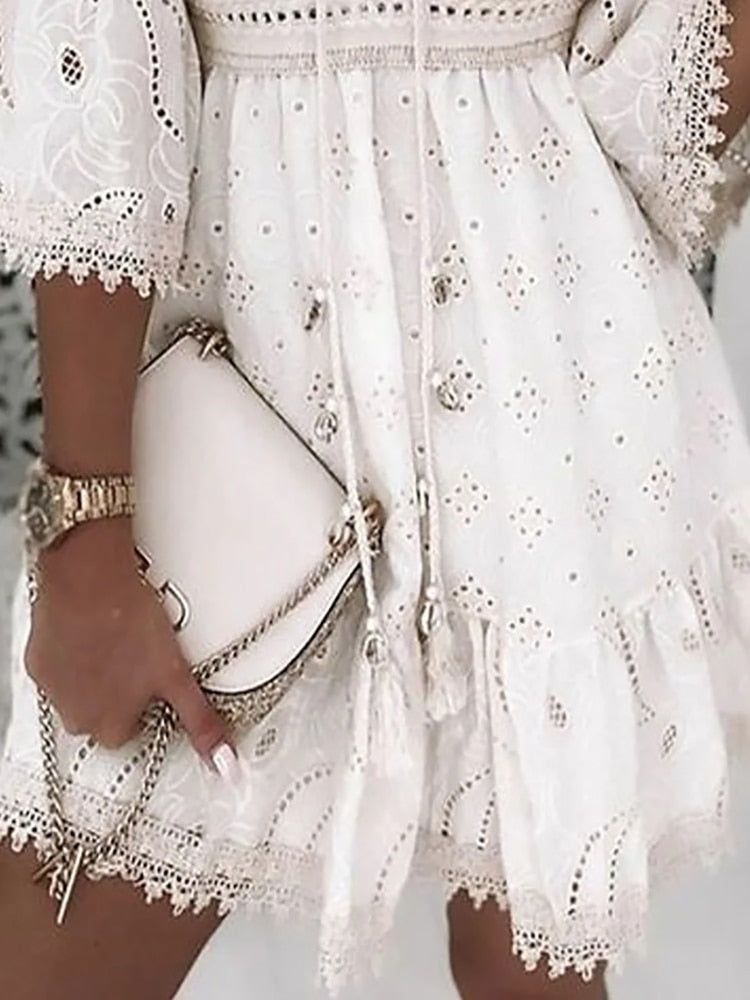 Beautifully Crafted Dress in a Classic Style