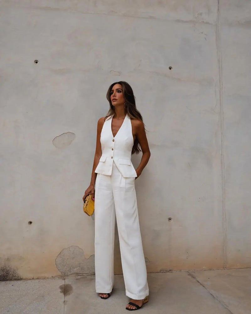 Well Tailored Garment with a Graceful Silhouette