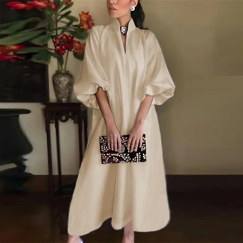 Well Tailored Dress with a Graceful Silhouette