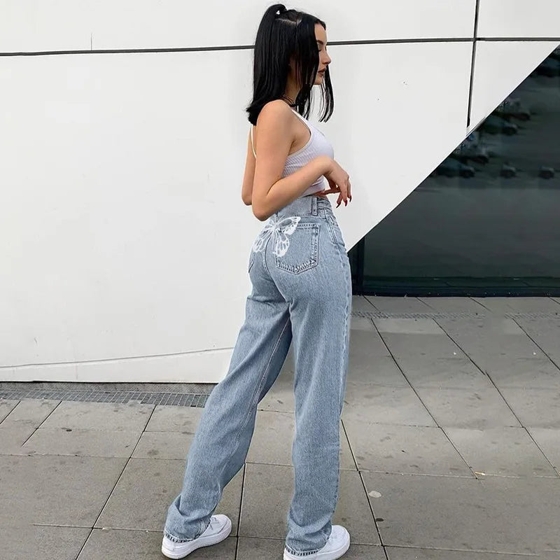 Beautifully Finished Garment in a Timeless Design