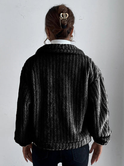 Elegantly Styled Jacket for Everyday Wear