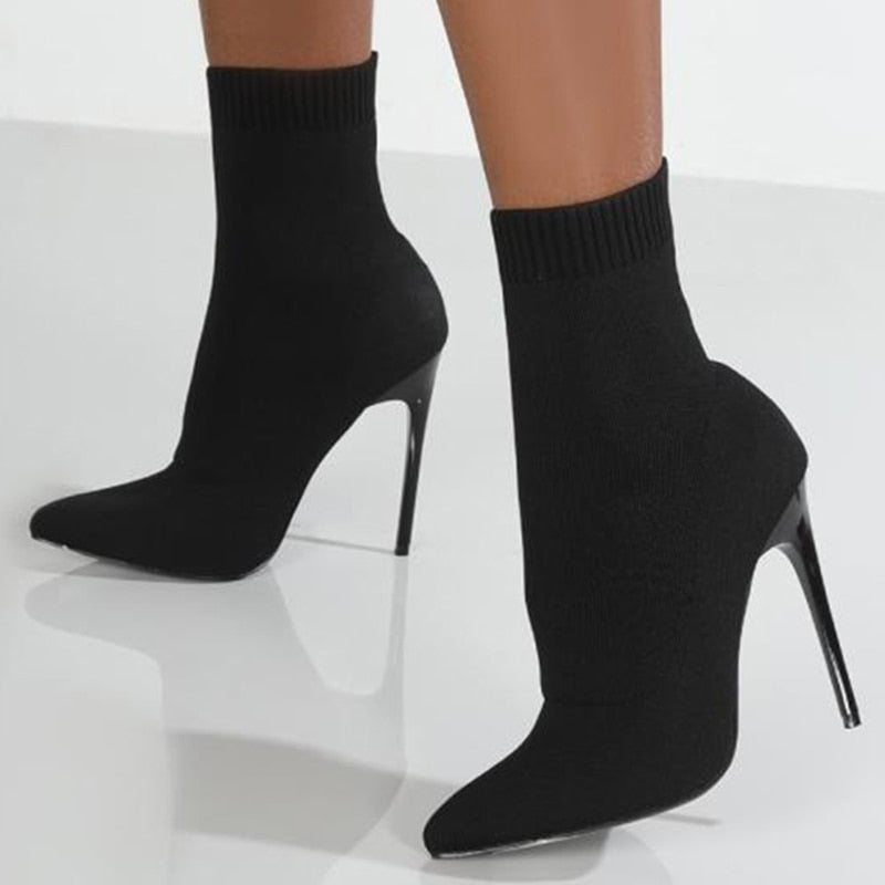 Chic Orthopedic Heels with Unique Design