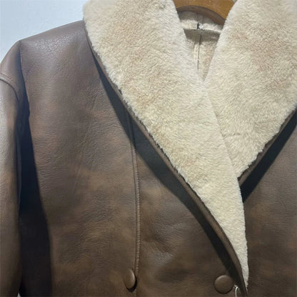 Gracefully Styled Garment for Any Occasion