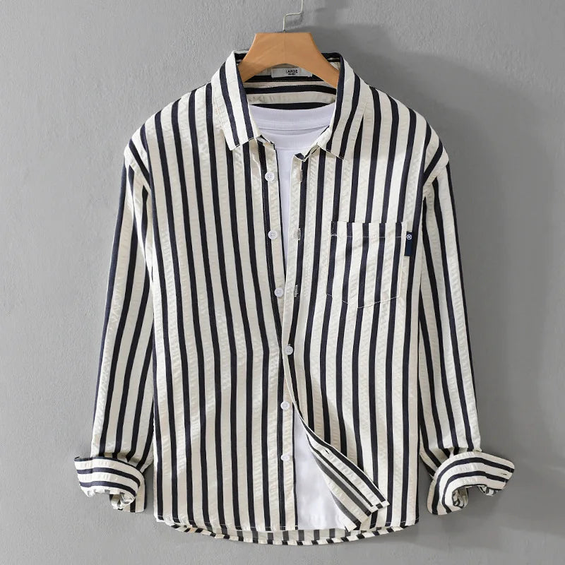 Effortlessly Elegant Blouse with a Timeless Design