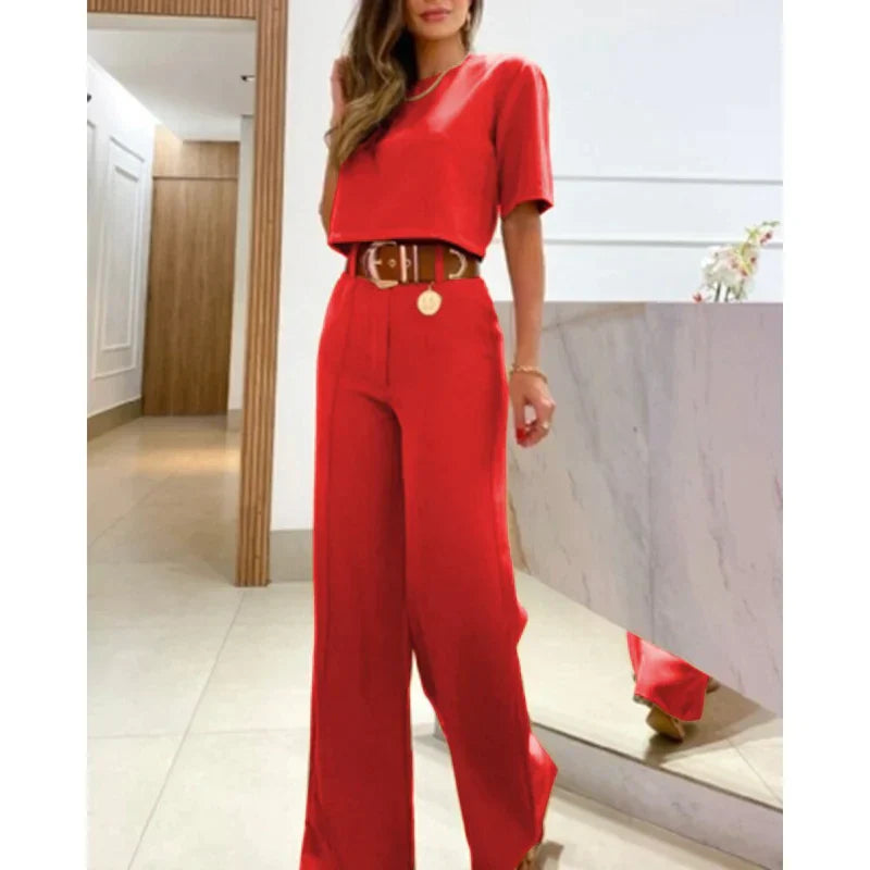 Effortlessly Elegant Garment with a Timeless Design