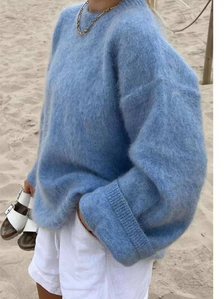 Classic Vintage Sweater with a Flattering Fit
