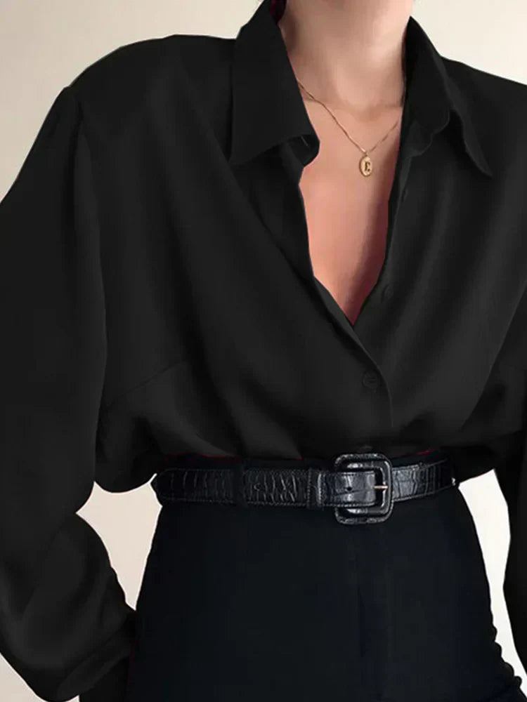 Elegantly Styled Blouse for Everyday Wear