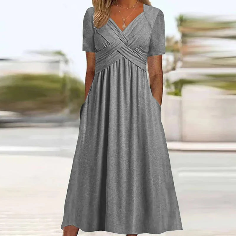 Classic Vintage Dress with a Flattering Fit