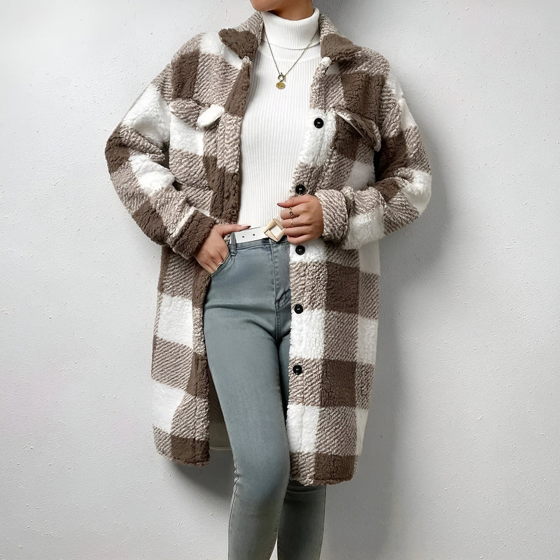 Gracefully Styled Coat for Any Occasion