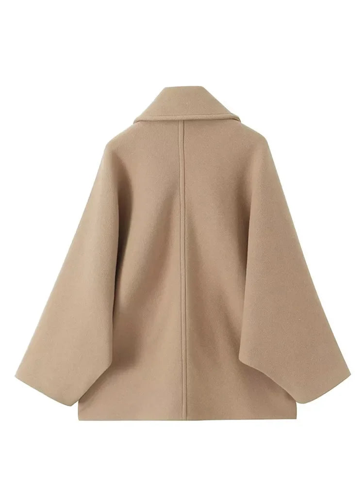 Polished Coat with an Effortless Classic Look