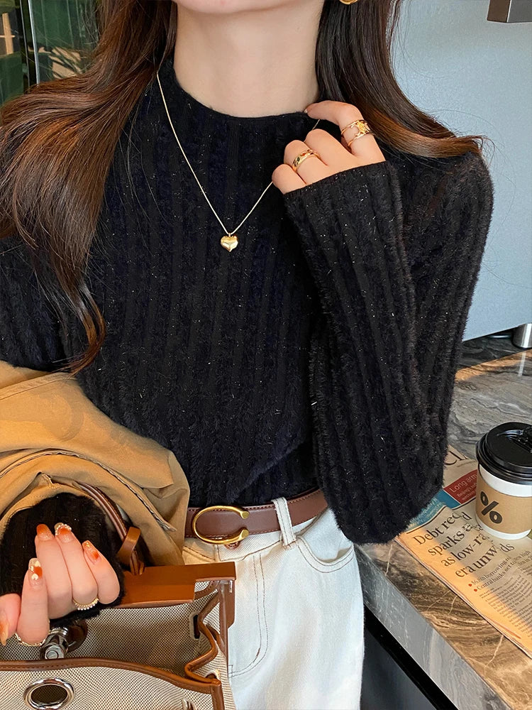 Beautifully Crafted Sweater in a Classic Style