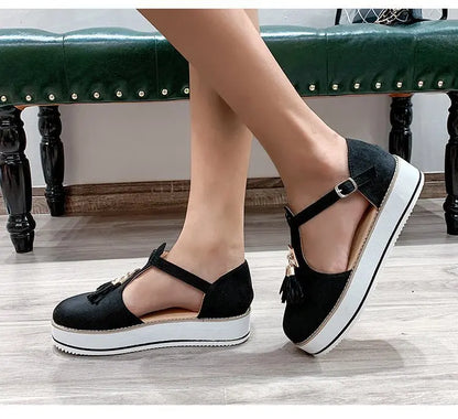 Graceful Orthopedic Slippers for Modern Look