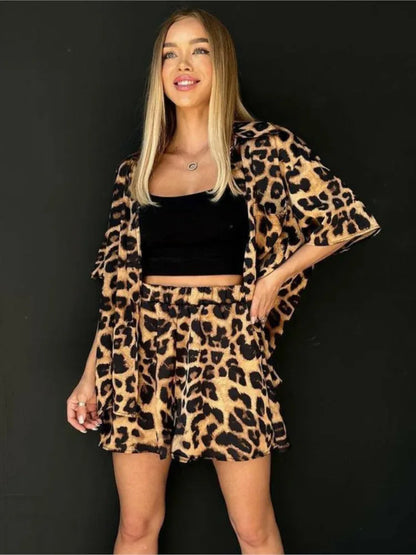 Classic Vintage & Enduringly Stylish Blouse
