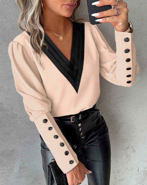 Classic Vintage & Enduringly Stylish Blouse