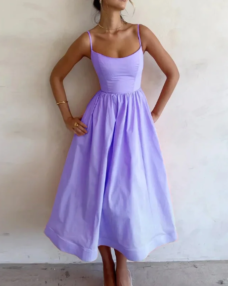 Sophisticated Dress with a Clean Classic Look