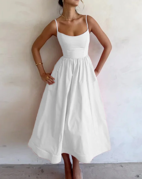Sophisticated Dress with a Clean Classic Look