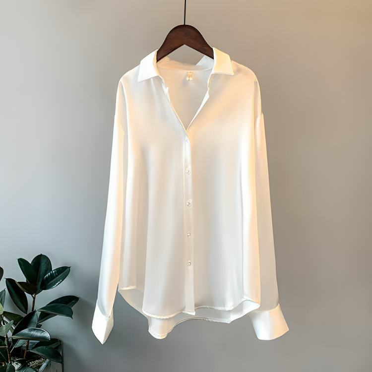 Polished Blouse with an Effortless Classic Look