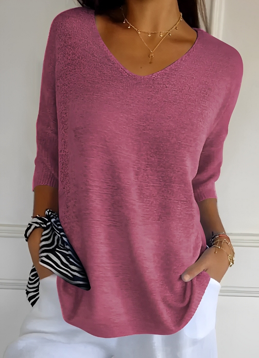 Well Tailored Top with a Graceful Silhouette