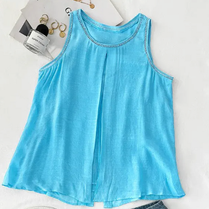 Classic Vintage Top with a Flattering Fit