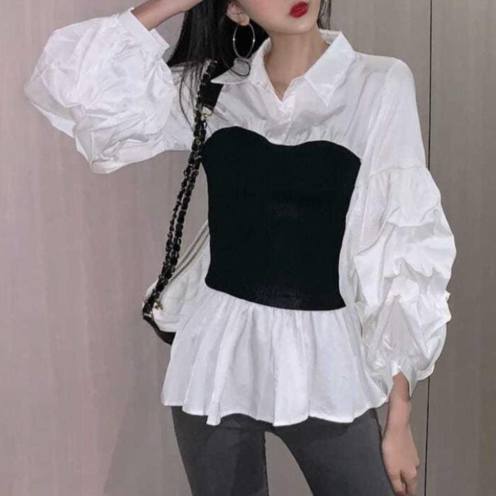 Beautifully Finished Blouse in a Timeless Design