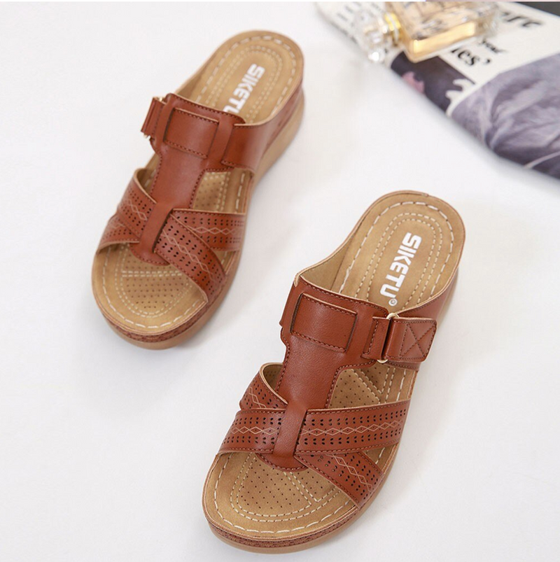 Chic Orthopedic Sandals with Unique Design