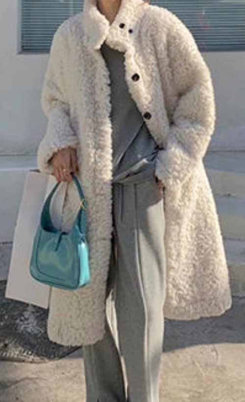 Elegantly Styled Coat for Everyday Wear