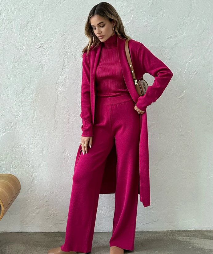 Effortlessly Elegant Garment with a Timeless Design