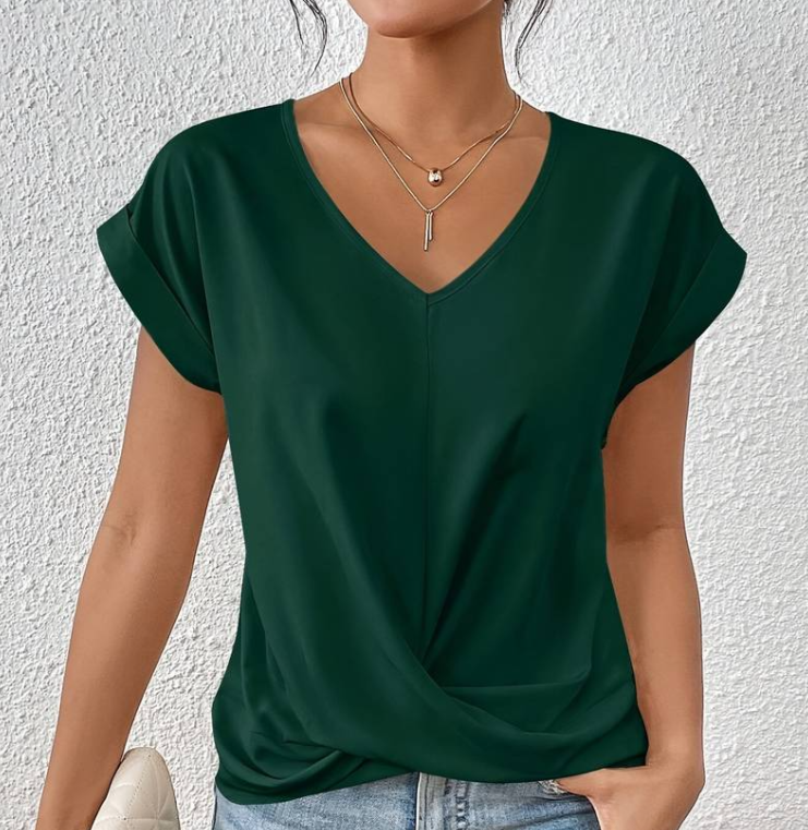 Sophisticated Blouse with a Clean Classic Look