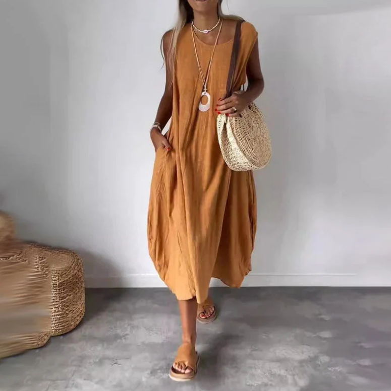 Beautifully Crafted Dress in a Classic Style