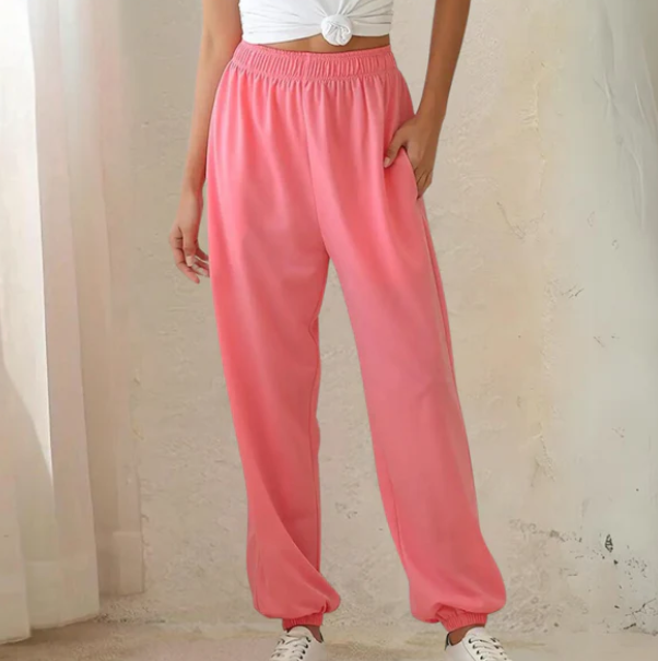 Elegantly Styled Pants for Everyday Wear