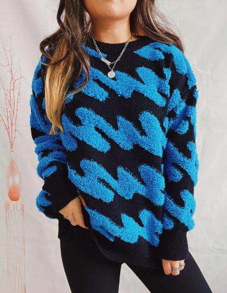 Beautifully Finished Sweater in a Timeless Design