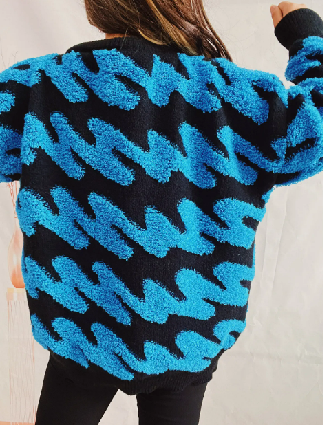 Beautifully Finished Sweater in a Timeless Design