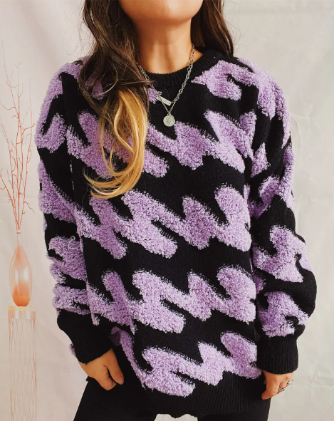 Beautifully Finished Sweater in a Timeless Design
