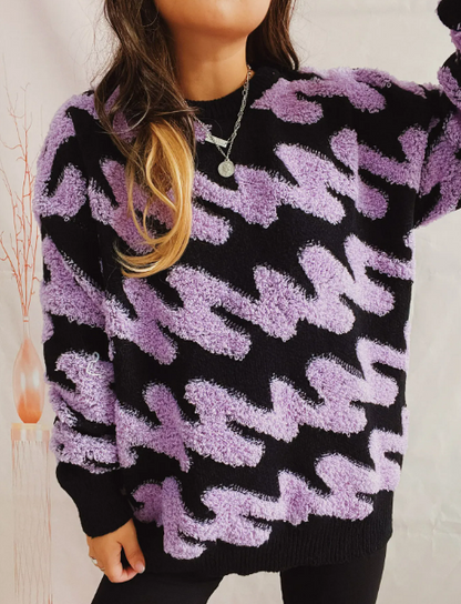 Beautifully Finished Sweater in a Timeless Design