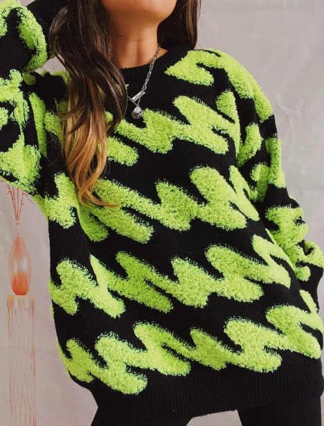 Beautifully Finished Sweater in a Timeless Design