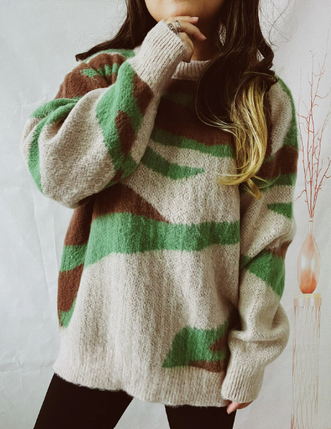 Gracefully Styled Sweater for Any Occasion