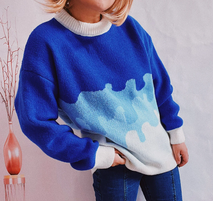 Effortlessly Elegant Sweater with a Timeless Design