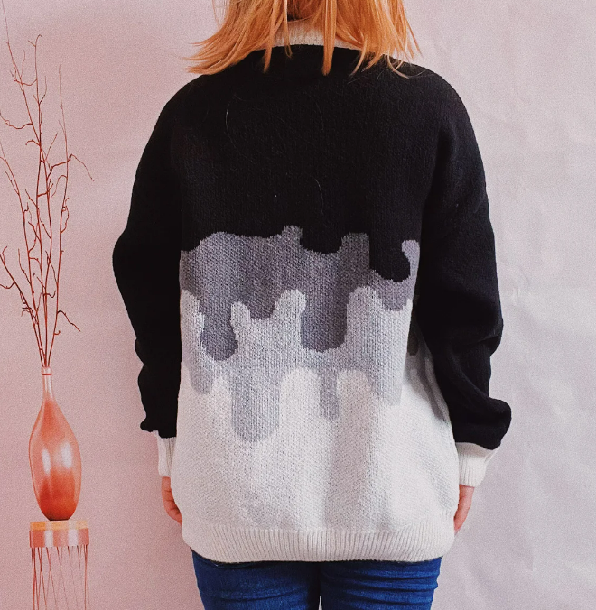 Effortlessly Elegant Sweater with a Timeless Design