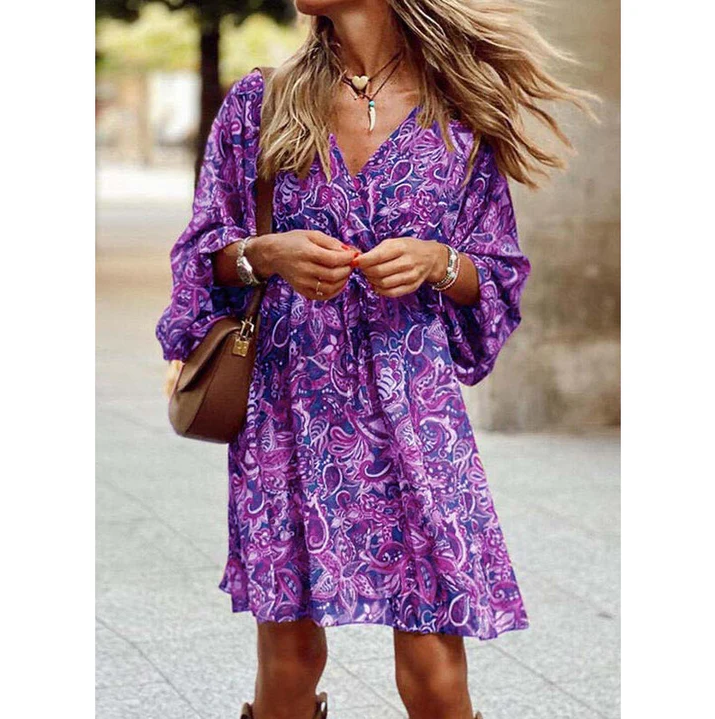 Effortlessly Elegant Dress with a Timeless Design