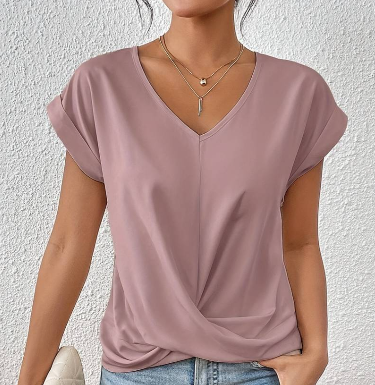 Sophisticated Blouse with a Clean Classic Look