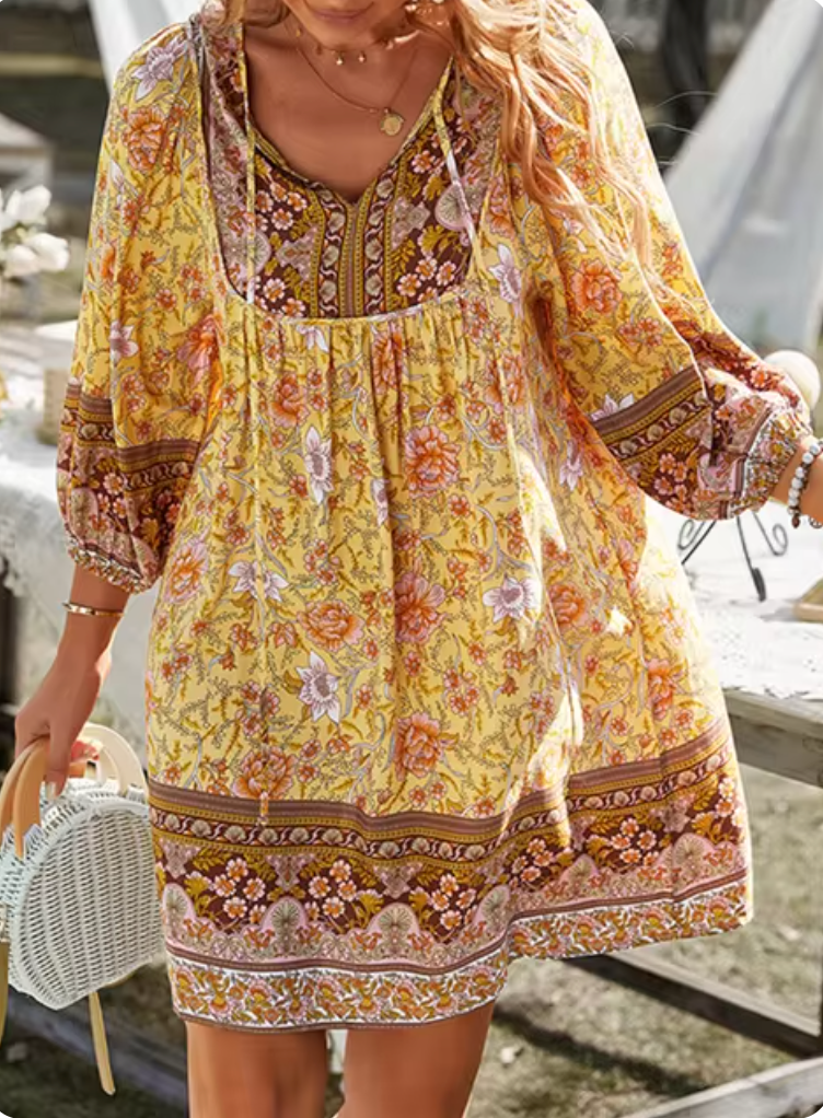 Effortlessly Elegant Dress with a Timeless Design