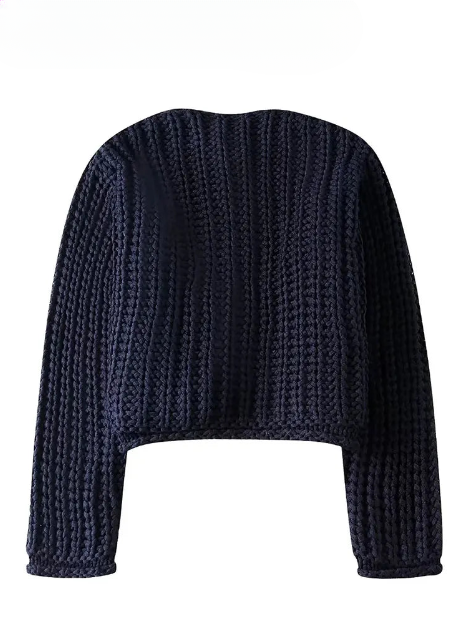 Beautifully Crafted Cardigan in a Classic Style