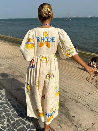 Beautifully Finished Dress in a Timeless Design
