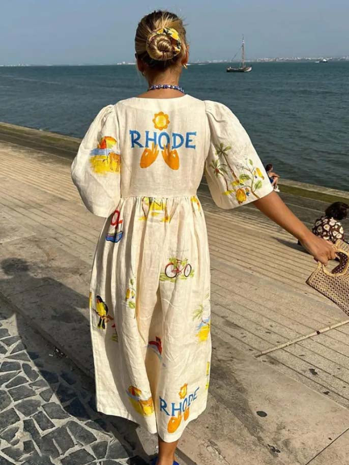 Beautifully Finished Dress in a Timeless Design