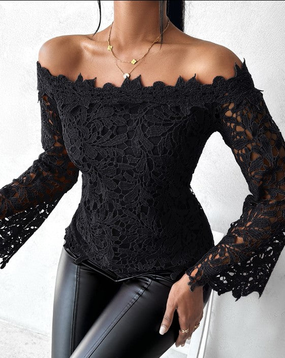 Effortlessly Elegant Top with a Timeless Design