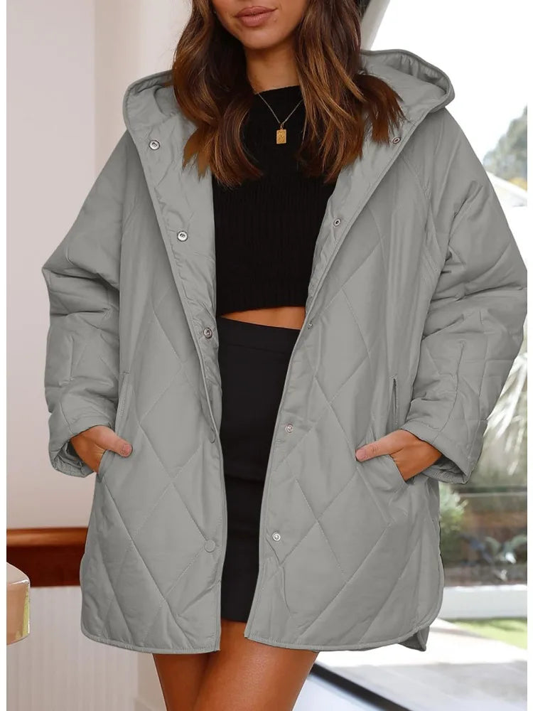 Well Tailored Coat with a Graceful Silhouette