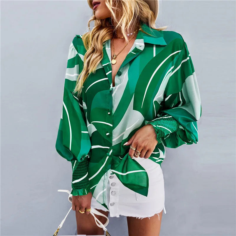 Beautifully Crafted Blouse in a Classic Style