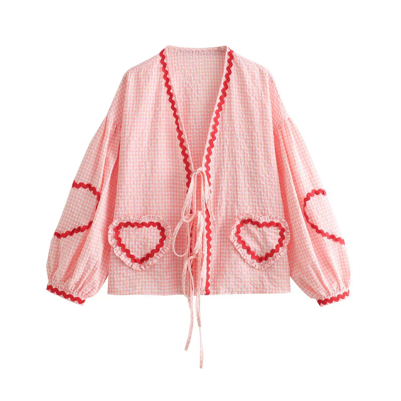 Classic Vintage Blouse with a Flattering Fit