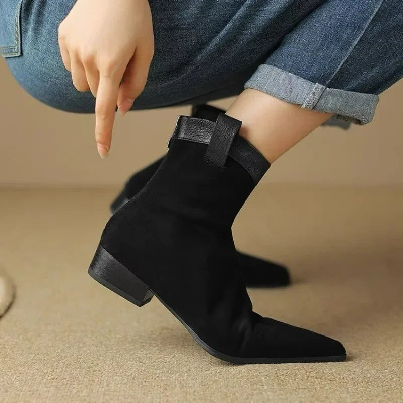Graceful Orthopedic Boots for Modern Look